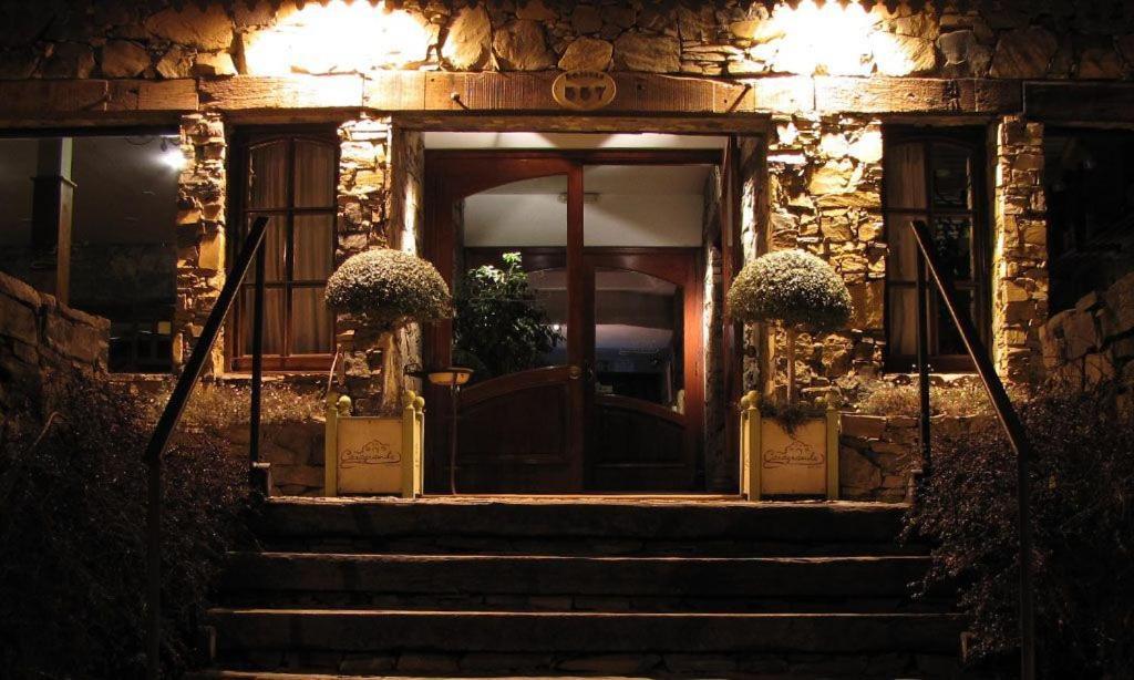 Hosteria Casagrande Тандил Экстерьер фото